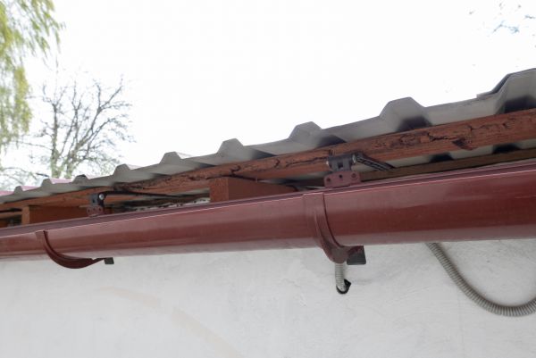 Cost of Round Gutters Installation in Stafford