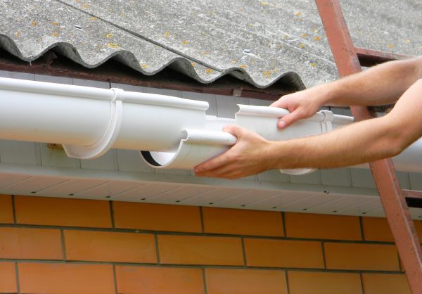 Gutter Hanging in Stafford